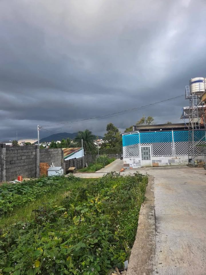 Nhà đất Bảo Lộc 1326m² giá 14 tỷ - Đầu tư sinh lời ngay tại khu dân cư sầm uất!