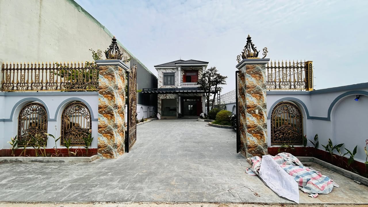 Nhà mái Nhật 404m² tại Mỹ Hạnh Bắc, Đức Hòa – Giá 6 tỷ, Sân vườn rộng thoáng!