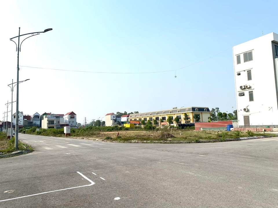 Đất nền mặt tiền đường Trần Danh Tuyên, Đồng Sơn, Bắc Giang 100m² - Vị trí kinh doanh đắc địa!