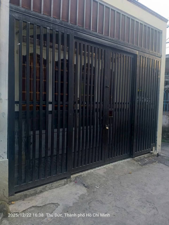 Nhà phố Linh Xuân 78m² giá 3.5 tỷ - Nhà góc 2 mặt tiền, sẵn sàng vào ở!