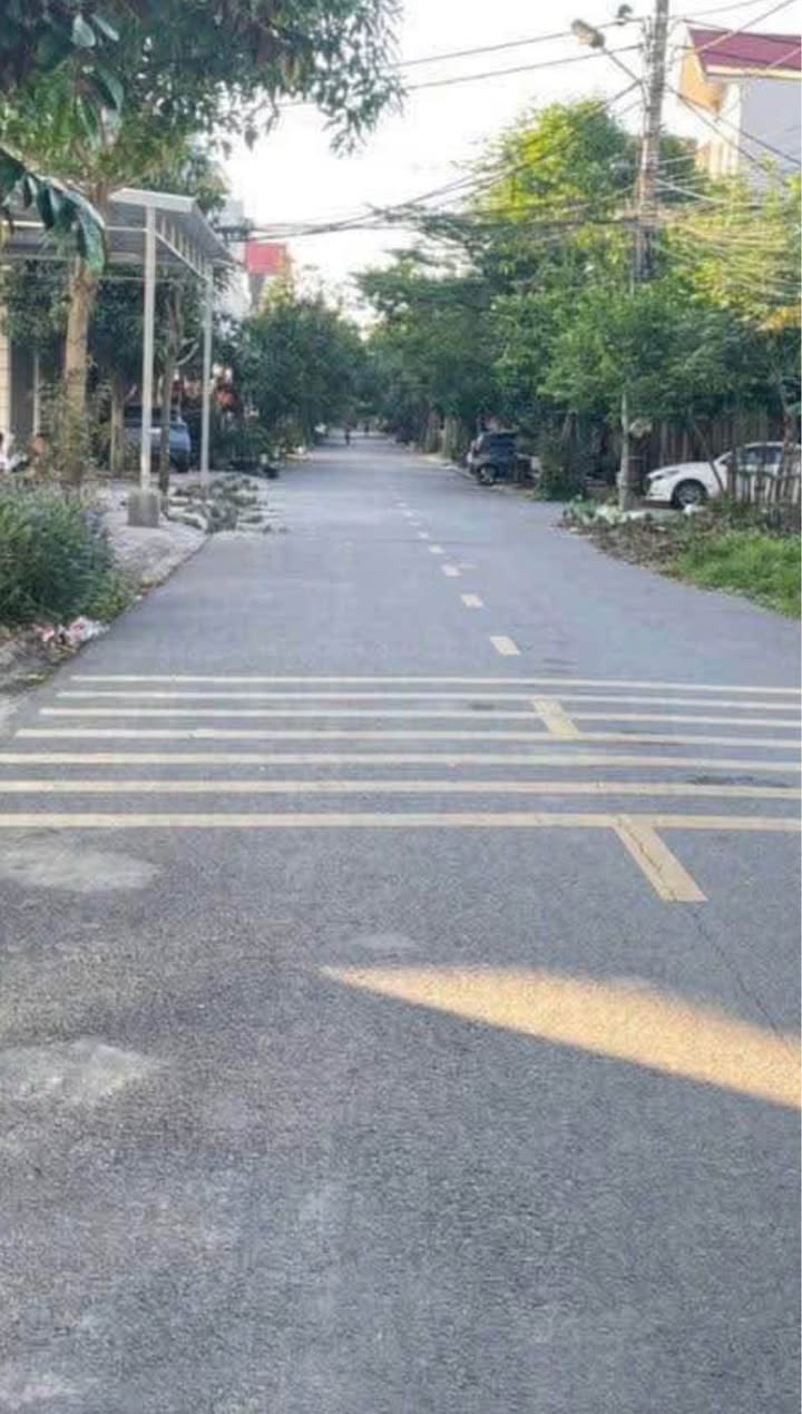 Đất nền phường Nam Bình, Ninh Bình 70m² giá 4 tỷ - Khu dân cư văn minh, giao thông thuận lợi!