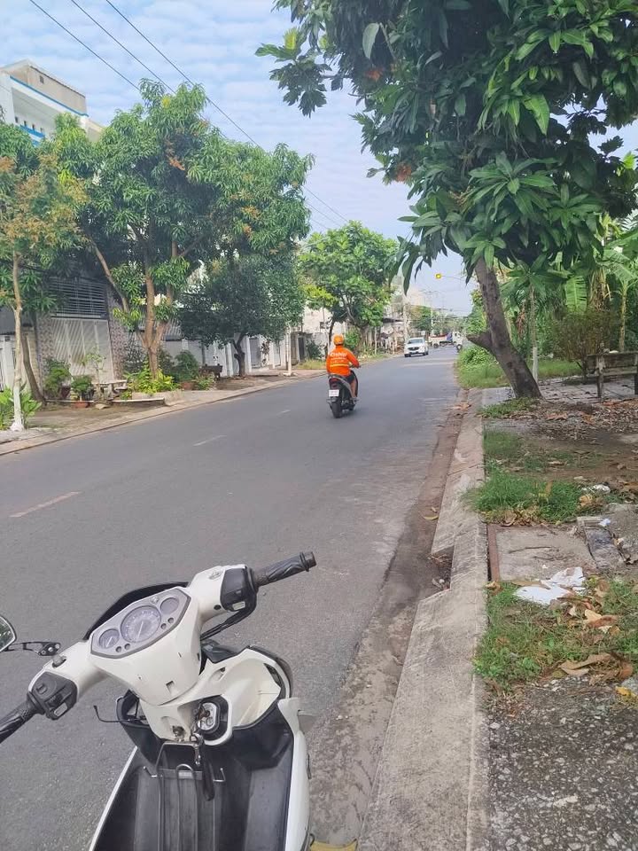 Nhà bán Rạch Giá - Đường Phạm Hùng, 165m² chỉ 3,999 tỷ - Sẵn sàng ở ngay!