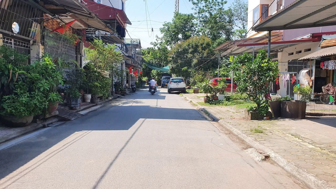 Nhà riêng Gia Lâm 42m² giá 3 tỷ - Cơ hội đầu tư hiếm có!