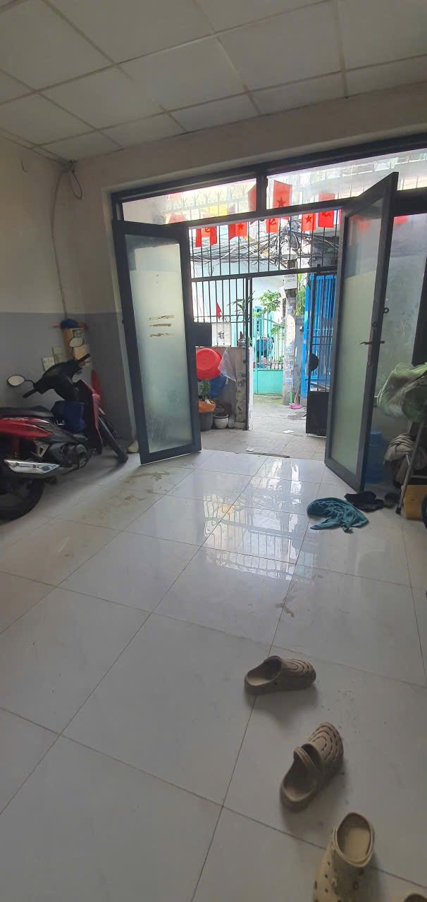 Nhà cho thuê đường Mễ Cốc, Quận 8, 48m² giá 6 triệu - Phù hợp cho gia đình!