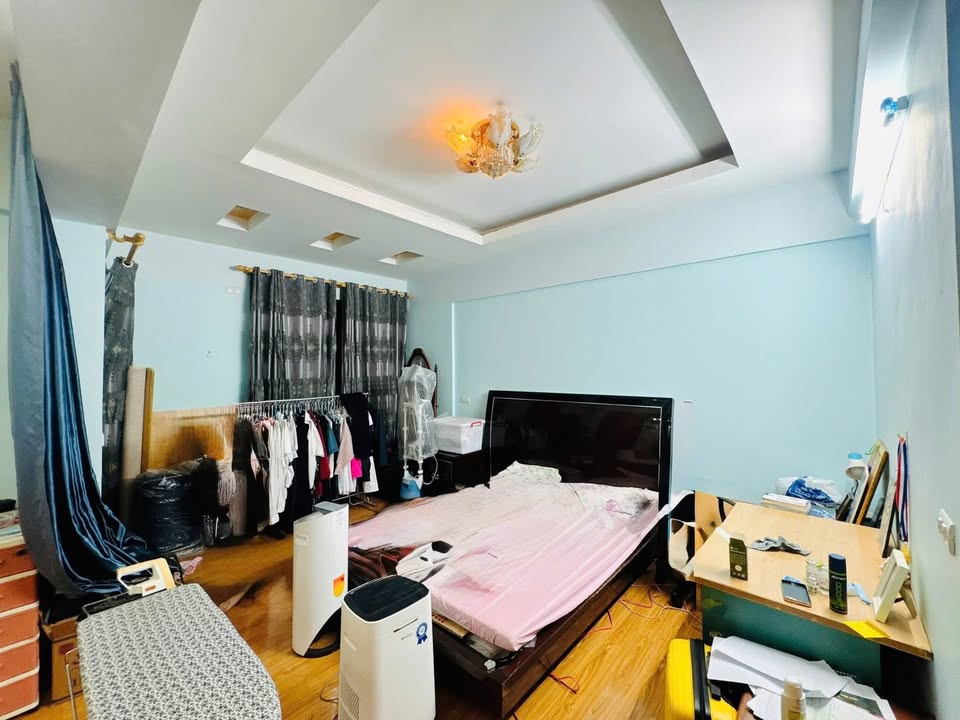 Chung cư Ngọc Khánh Plaza Ba Đình 153m² giá 15.8 tỷ - Căn góc 4PN 3 ban công