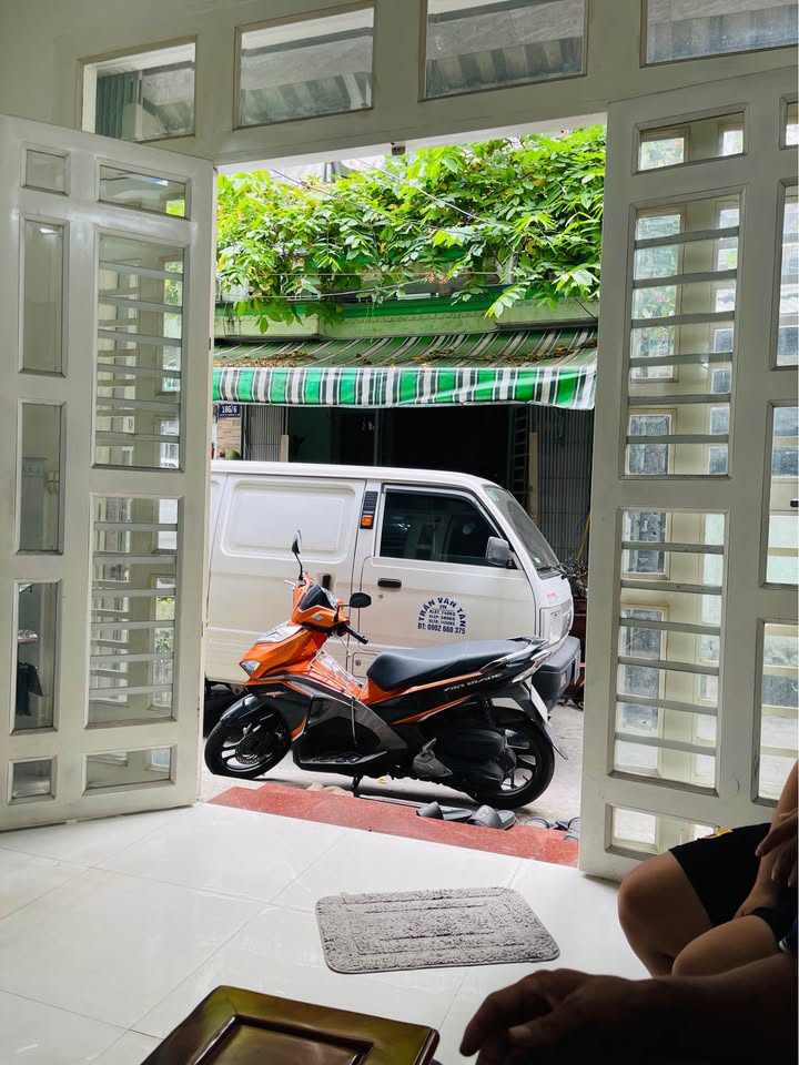 Nhà 4 Tầng Tân Hưng Thuận 47m² giá 4.99 tỷ - Sổ hồng chính chủ, vị trí đắc địa!