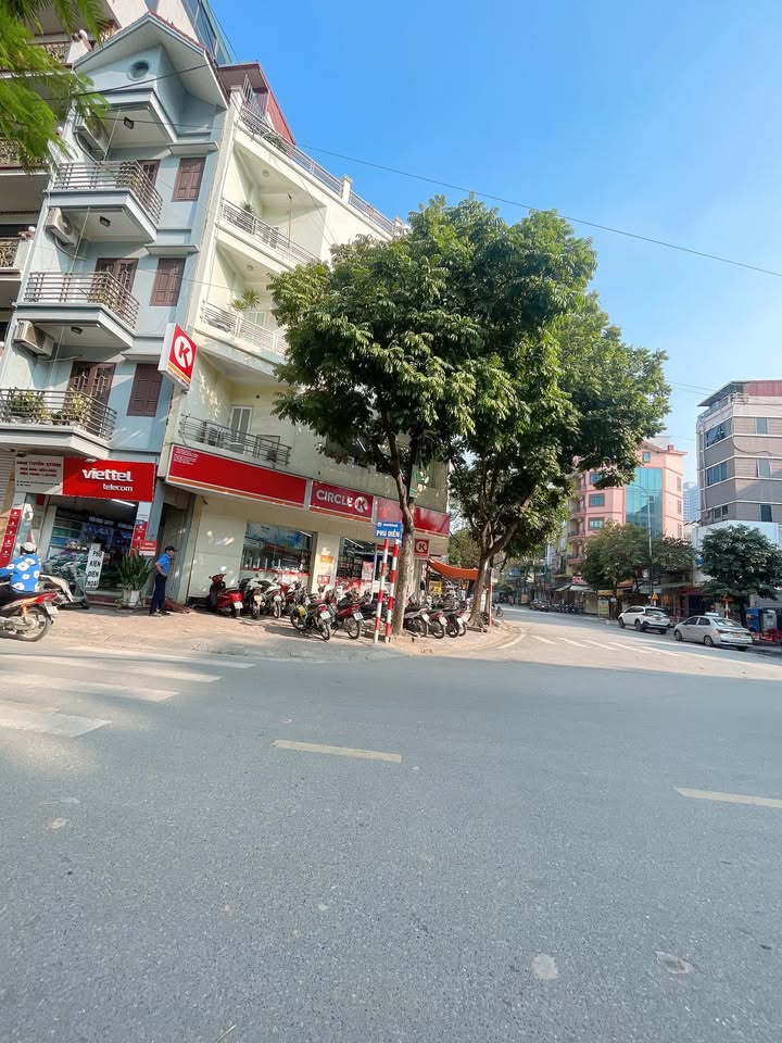 Đất phân lô Ngõ 172 Phú Diễn 62m² giá 20 tỷ - Kinh doanh đỉnh cao!