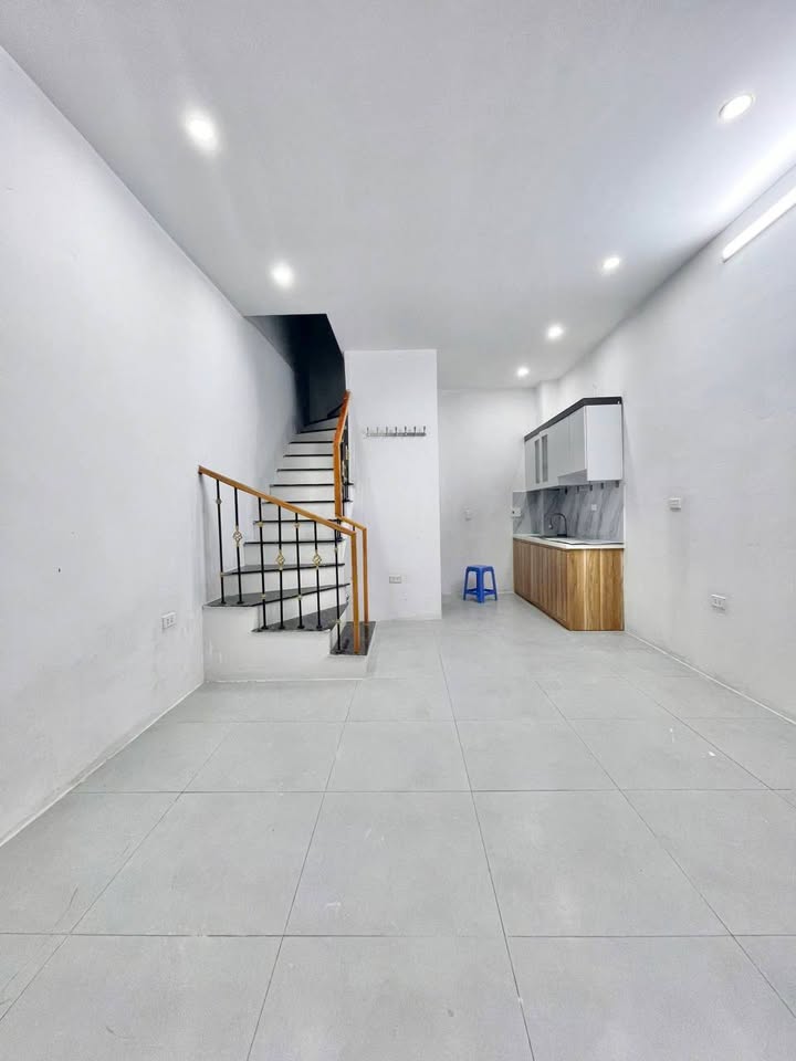 Nhà cho thuê tại phố Tân Khai, Vĩnh Hưng 25m² - Full nội thất, chỉ cần dọn vào ở!