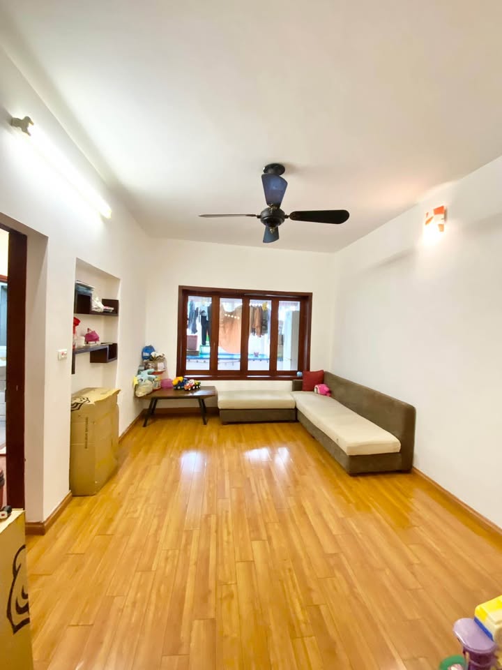 Căn hộ tập thể 102 Trường Chinh Đống Đa 65m² giá 7.5 triệu - Sẵn sàng vào ở ngay!