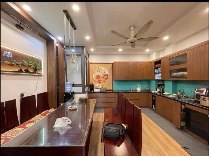 Nhà mặt phố Yên Thường, Gia Lâm 200m² giá 23 tỷ - Đầu tư sinh lời ngay!