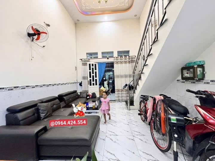 Nhà 2 tầng đường 11 Linh Xuân 84m² giá 4.25 tỷ - Đối diện chợ Xóm Vắng!