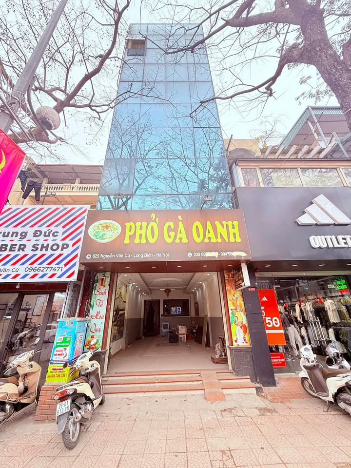 Nhà mặt phố Nguyễn Văn Cừ, Long Biên 115m² giá 29.5 tỷ - Đầu tư sinh lời cao!