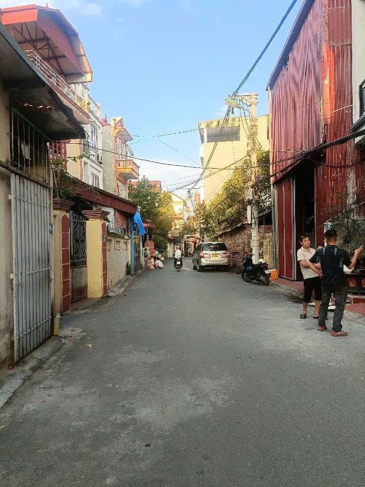 Nhà cấp 4 mặt tiền 6,2m tại Phú Thị, Gia Lâm - Diện tích 104,7m², giá 5,5 tỷ!