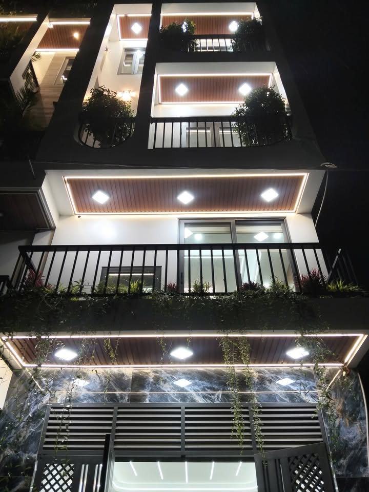 Nhà phố Thạnh Xuân 68m² giá 6.65 tỷ - Full nội thất, sẵn sàng vào ở!