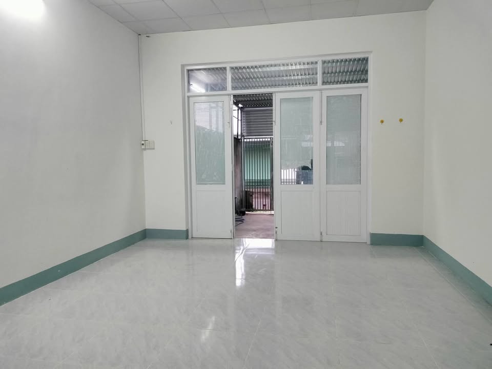 Nhà mặt tiền Tỉnh Lộ 3, Phước Đồng, Nha Trang 4 triệu - Thích hợp kinh doanh ngay!