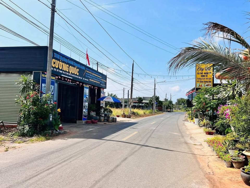 Đất nền Đất Đỏ - Đường Tôn Thất Tùng 412m² giá 3.2 tỷ - Kinh doanh thuận lợi!