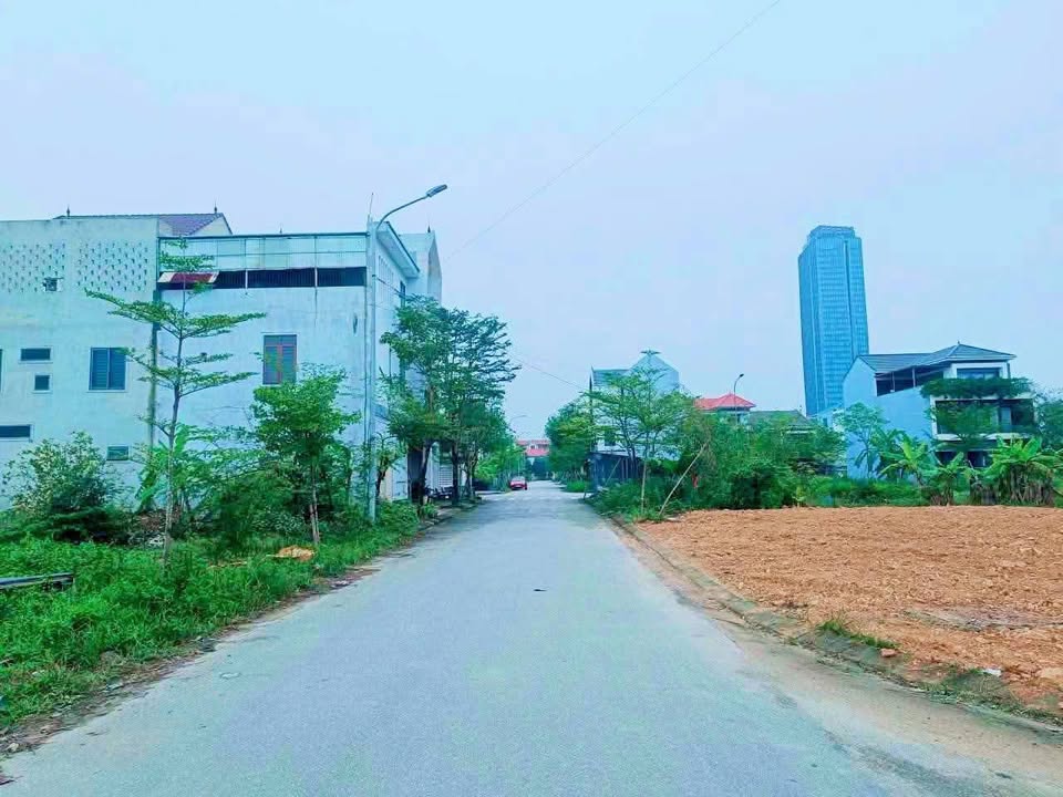 Đất tái định cư Vincom Hà Tĩnh 336m² giá thỏa thuận - Vị trí đắc địa gần cà phê Trung Nguyên!