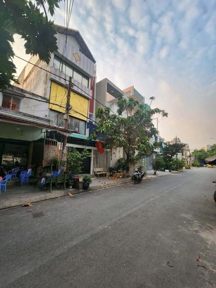 Nhà mặt tiền đường Số KDC Bình Hưng 120m² giá thỏa thuận - Đang cho thuê với dòng tiền ổn định!