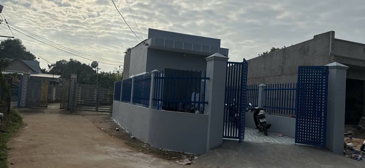 Nhà 2 mặt tiền khu phố 1, Bình Lộc, Long Khánh 125m² chỉ 1.2 tỷ - Sổ riêng thổ cư!