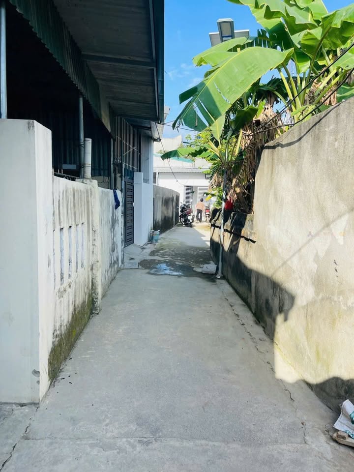 Đất nền Quảng Phú 68,5m² giá 1,xx tỷ - Lô góc 2 mặt tiền tiềm năng!