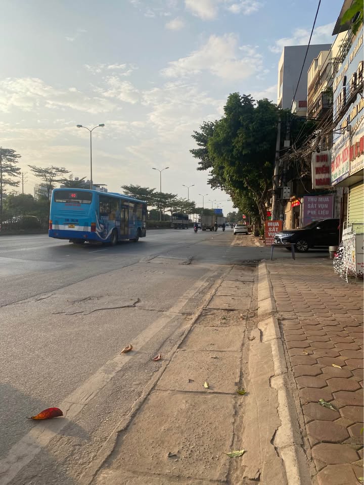 Đất nền Yên Viên 39m² giá 2.55 tỷ - Sổ đỏ chính chủ, pháp lý rõ ràng!