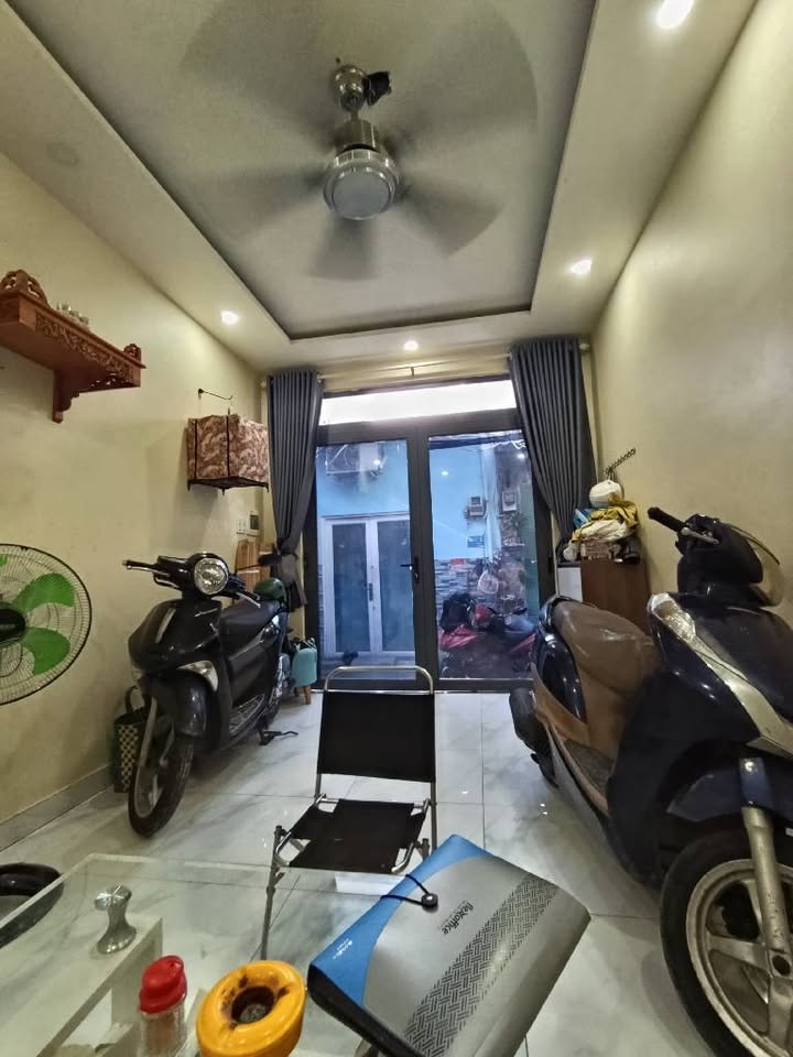 Nhà hẻm Huỳnh Tấn Phát, Quận 7, 33m² giá 1.55 tỷ - Nhà mới, vào ở ngay!