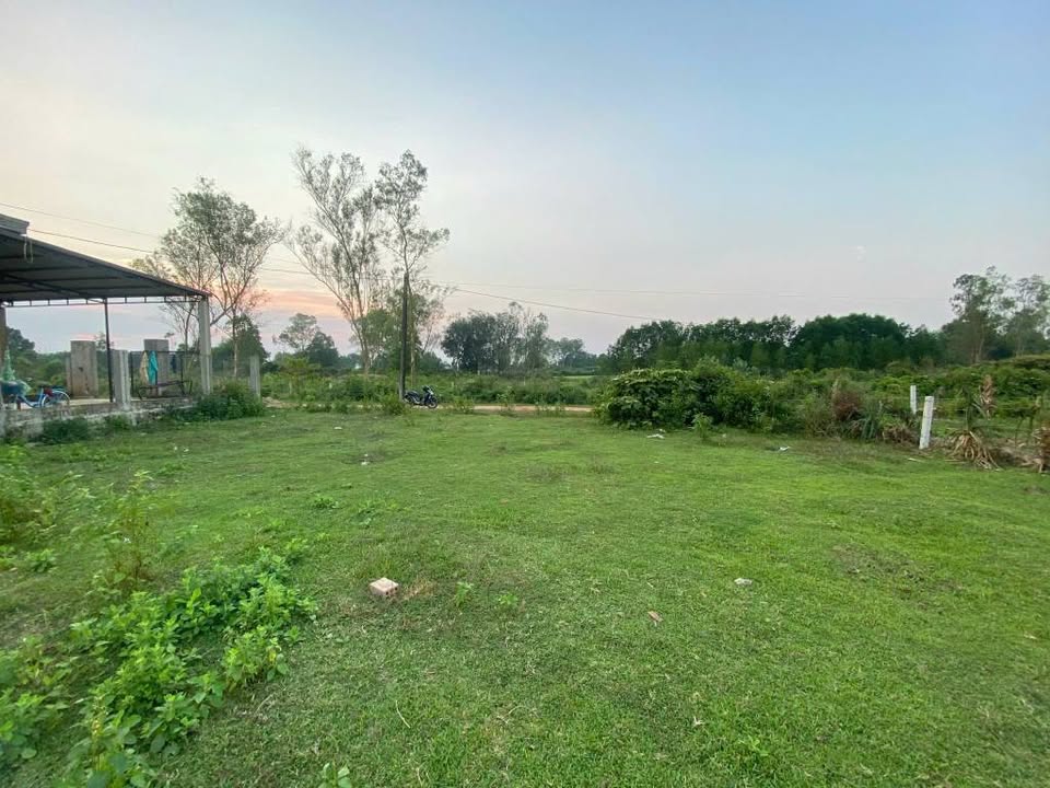 Đất nền Cam Lộ 450m² giá 18 tỷ - Vị trí đắc địa, cơ hội đầu tư tuyệt vời!