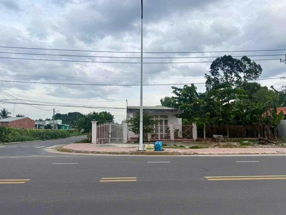 Đất 2 Mặt Tiền Nguyễn Chí Thanh, Hòa Thành 275m² - Cơ hội đầu tư vàng!