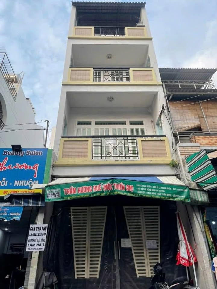 Nhà Mặt Tiền Hẻm Kinh Doanh Hoàng Hoa Thám, Tân Bình 56m² - Vị trí đắc địa cho kinh doanh!