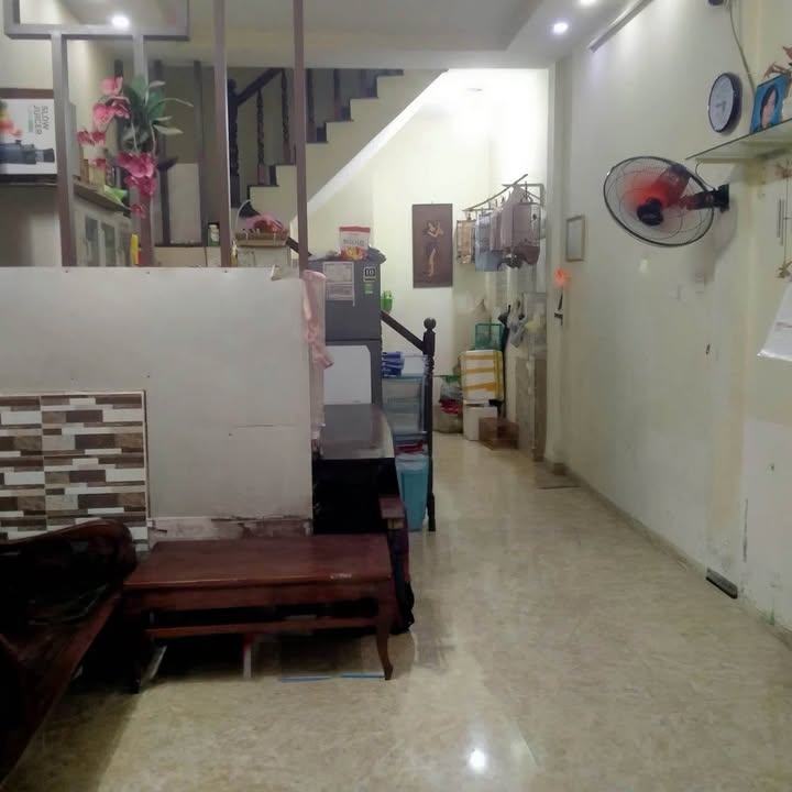 Nhà 2 tầng Nguyễn Duy Cung 36m² giá 4.3 tỷ - Hẻm ô tô, sát Emart!