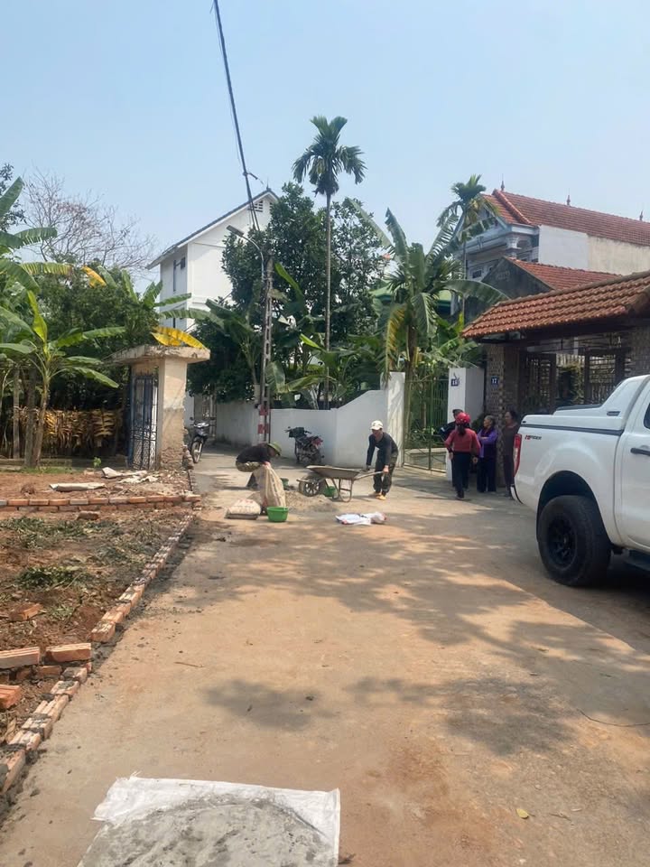 Đất thổ cư Liên Châu Yên Lạc 190m² giá 1 tỷ - Đường thông thoáng, ô tô vào tận nơi!