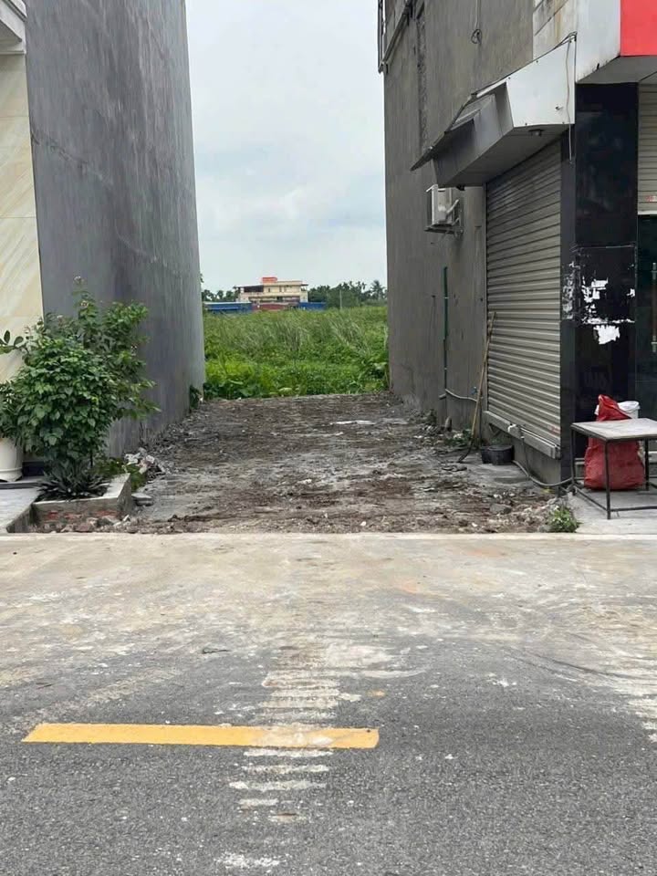 Đất nền mặt đường Liên Thôn, Lâm Động 70m² giá 2.3 tỷ - Cơ hội đầu tư không thể bỏ lỡ!