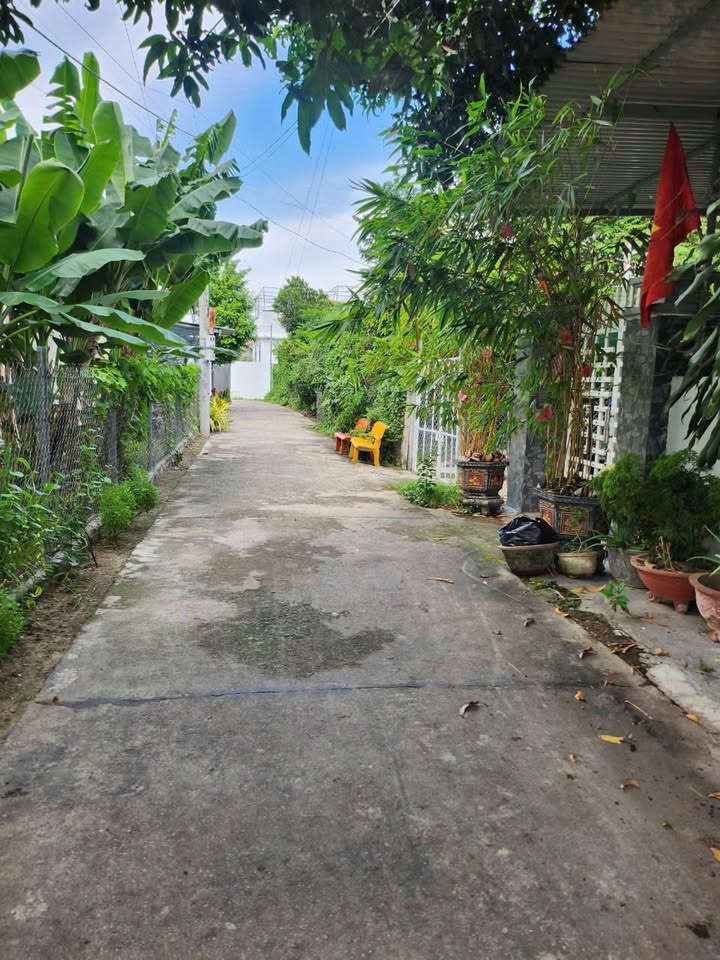 Nhà riêng Diên An, Diên Khánh 184m² giá 1.656 tỷ - Sổ đỏ chính chủ, ô tô vào tận nhà!