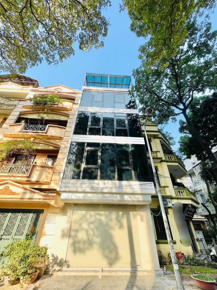 Nhà phố Định Công 24m² giá 3.8 tỷ - Sổ đỏ chính chủ, không quy hoạch!