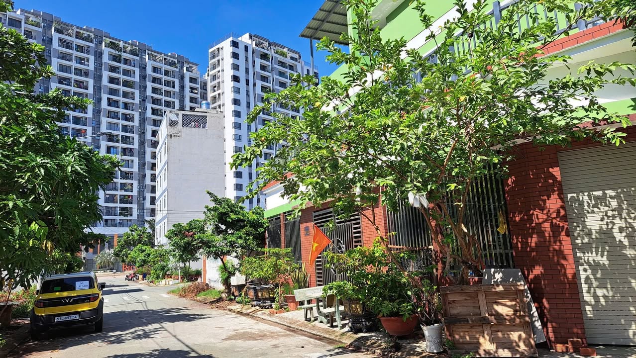 Đất nền Chung cư Ricca quận 9 - 81m² giá 6 tỷ - Tiện ích đầy đủ