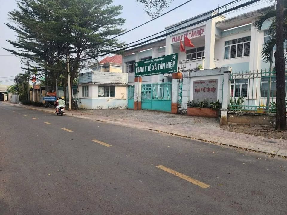 Đất mặt tiền xã Tân Hiệp Hóc Môn 235m² giá 7.35 tỷ - Cơ hội đầu tư tuyệt vời!