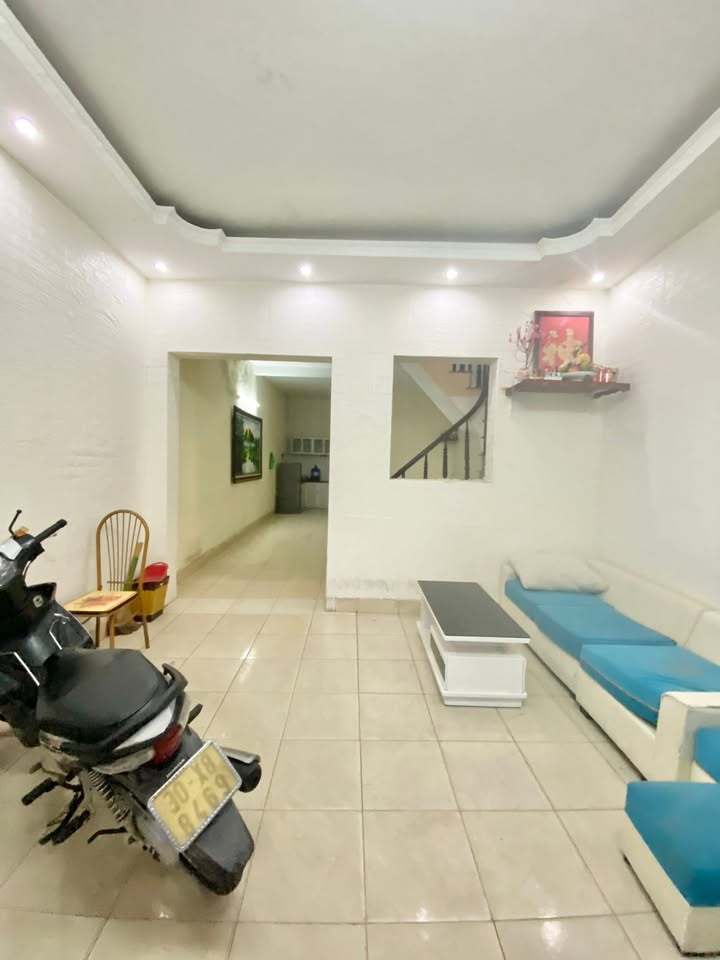 Nhà cho thuê 50m² ngõ 48 Mai Động, Hoàng Mai - Phù hợp cho gia đình và nhóm bạn!