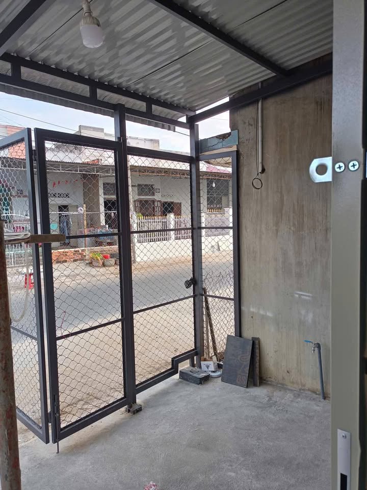 Nhà nguyên căn tại Chợ Lầu, Bắc Bình - Giá thuê hấp dẫn, gần trường học