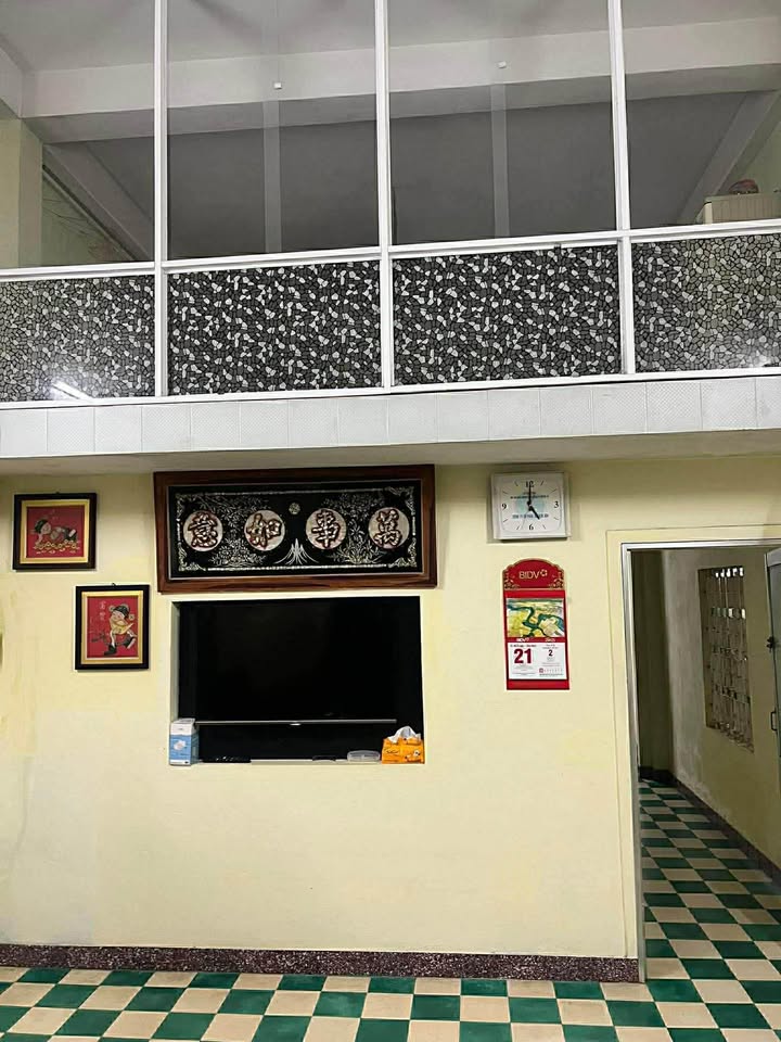 Nhà 3 tầng mặt tiền Trần Cao Vân Đà Nẵng 166m² giá 18.9 tỷ - Vị trí kinh doanh sầm uất!