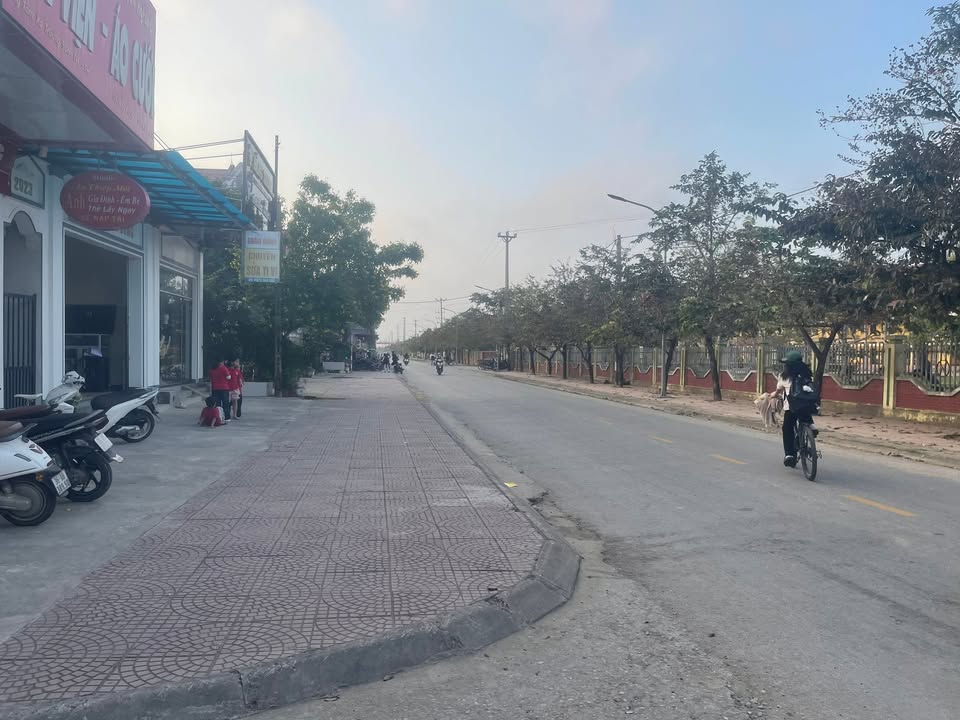 Đất nền Trường Sơn, Nông Cống 150m² giá 900 triệu - Vị trí đắc địa, gần nhiều tiện ích!