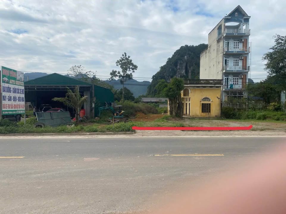 Đất nền Quốc Oai 1200m² mặt đường Hồ Chí Minh - Đầu tư sinh lời ngay!