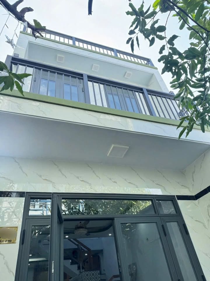 Nhà riêng Hồ Văn Long, Bình Tân 44m² giá 3.95 tỷ - Nhà mới, sổ hồng riêng!