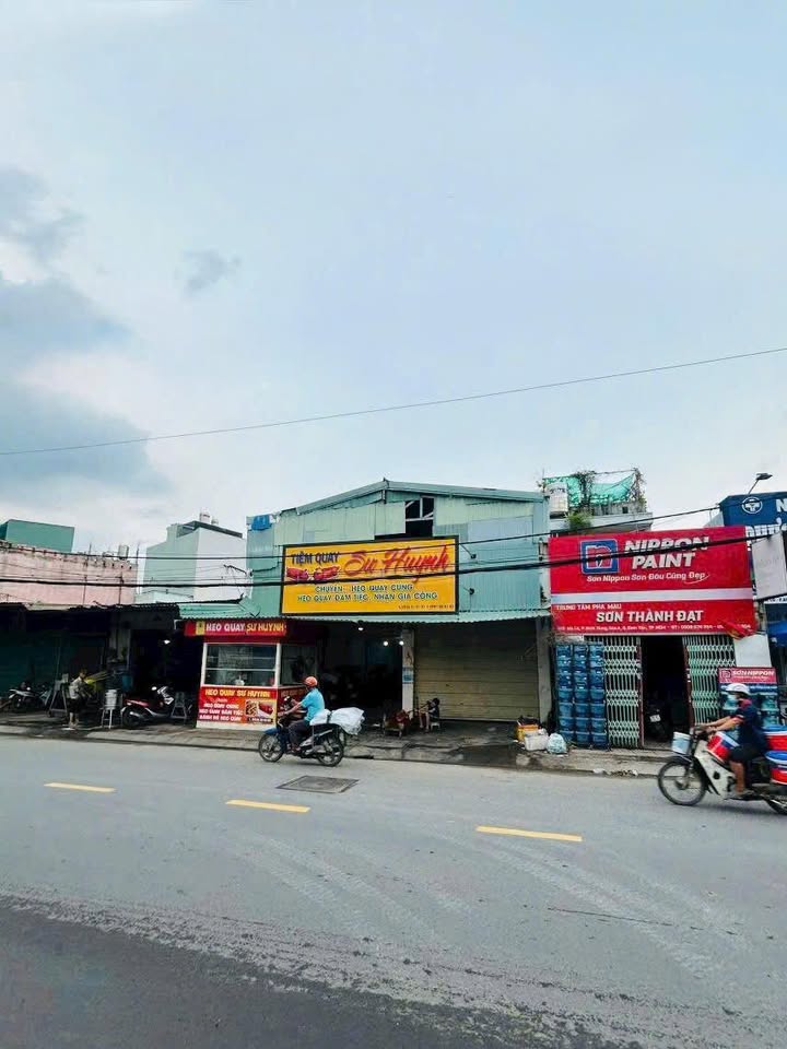 FrontHouse Mã Lò, Bình Tân 300m² giá 26.5 tỷ - Vị trí đẹp, kinh doanh thuận lợi!