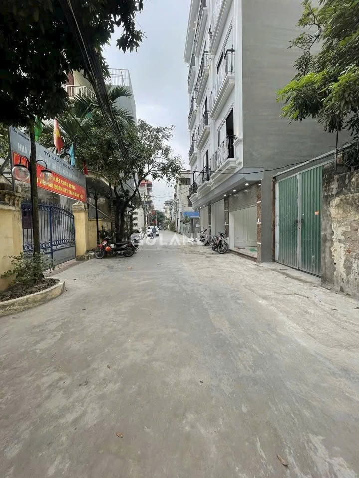 Đất Tam Trinh Yên Sở 52m² giá thỏa thuận - Ô tô đỗ cửa, mặt tiền 11m!
