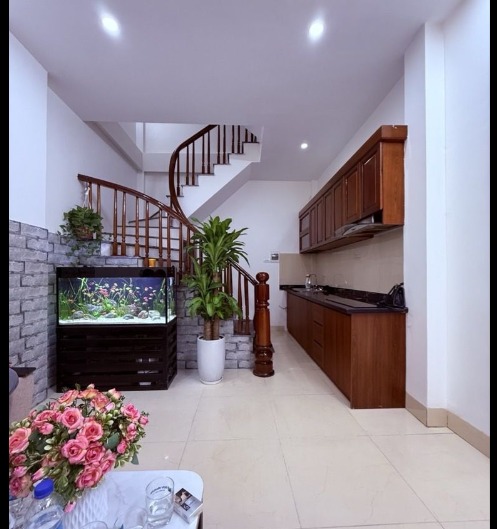 Nhà Yên Hòa Cầu Giấy 40m² giá thỏa thuận - Mặt ngõ thông, kinh doanh thuận lợi!