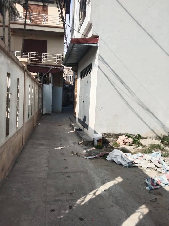 Đất Phú Lương 42m² giá 100 triệu - Sổ đỏ chính chủ, gần Đại học Đại Nam!