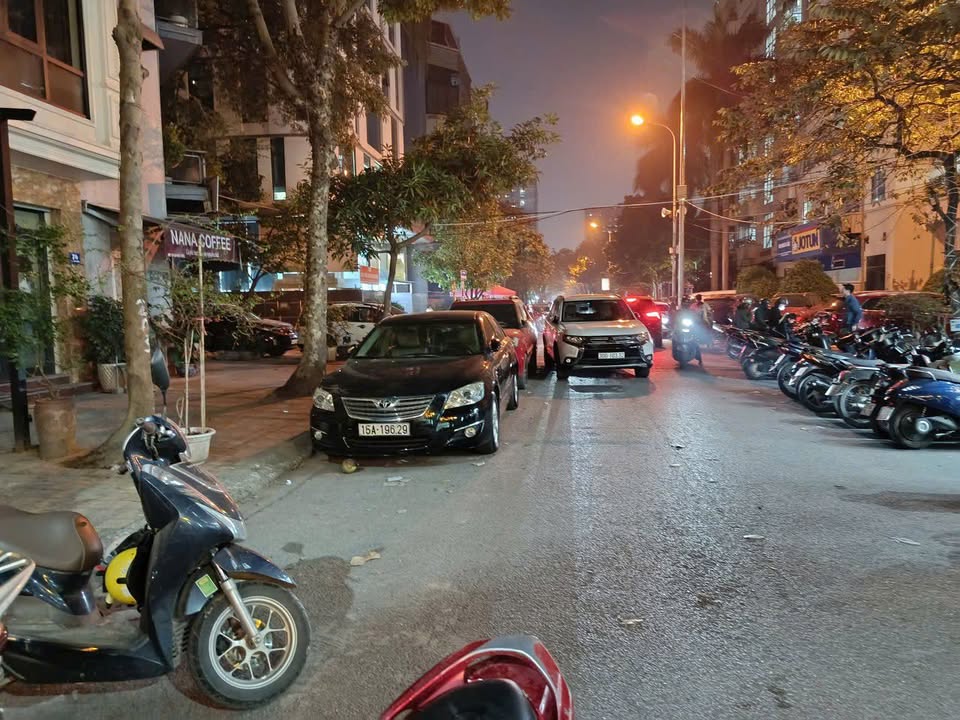 Nhà mặt phố Lưu Hữu Phước 76m² giá 20 tỷ - Kinh doanh đắc địa!