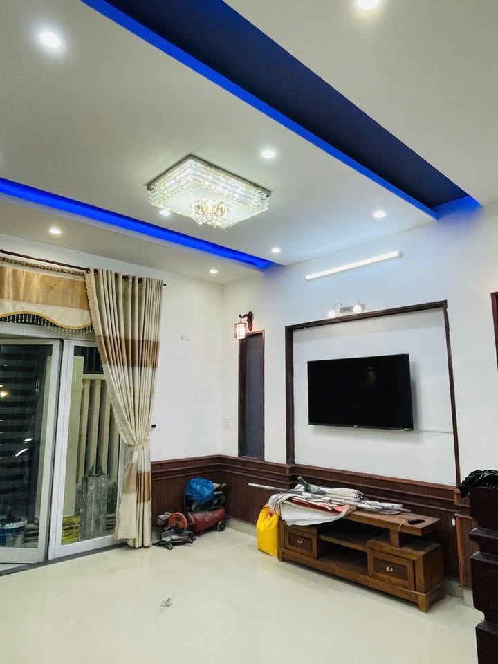 Nhà mặt tiền Hồ Sỹ Dương, Hòa Phát, Cẩm Lệ 86m² giá 6,2 tỷ - Chính chủ, vào ở ngay!