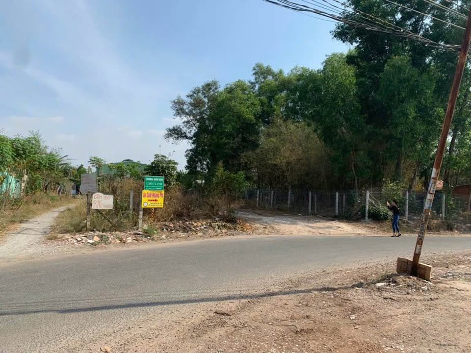 Đất mặt tiền đường DX070, phường Định Hòa, Bình Dương, 845m² giá 8.28 tỷ - Cơ hội đầu tư tuyệt vời!