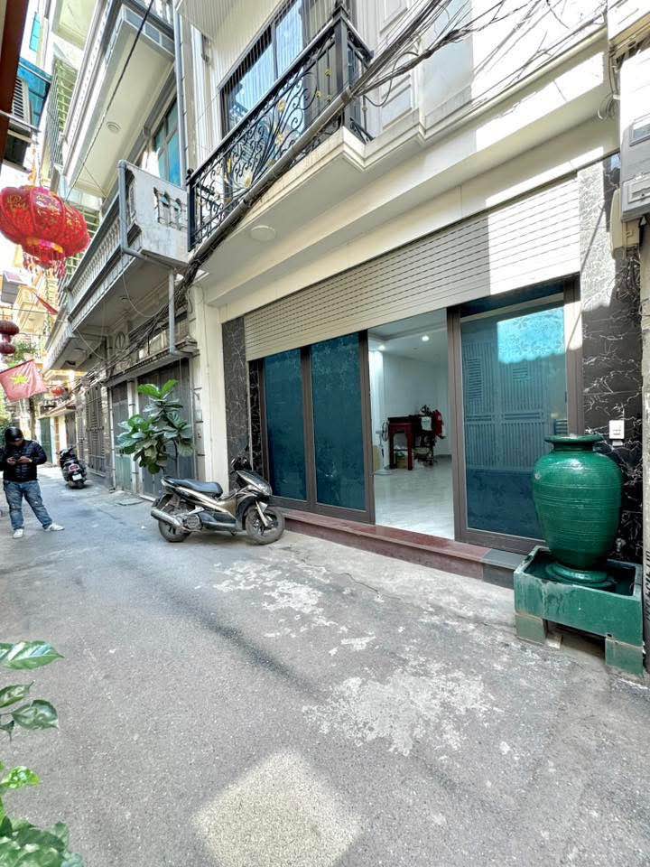 Nhà riêng Đại Mỗ, Nam Từ Liêm 43m² giá 11.65 tỷ - Thiết kế hiện đại, ô tô đỗ cửa!